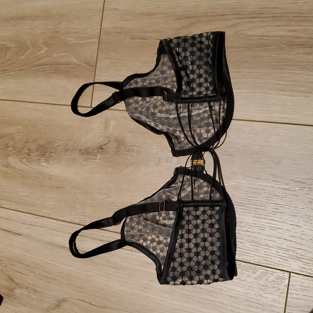 VS Very Sexy Mesh Starburst Unlined Demi Bra 36DD - Picture 8 of 12